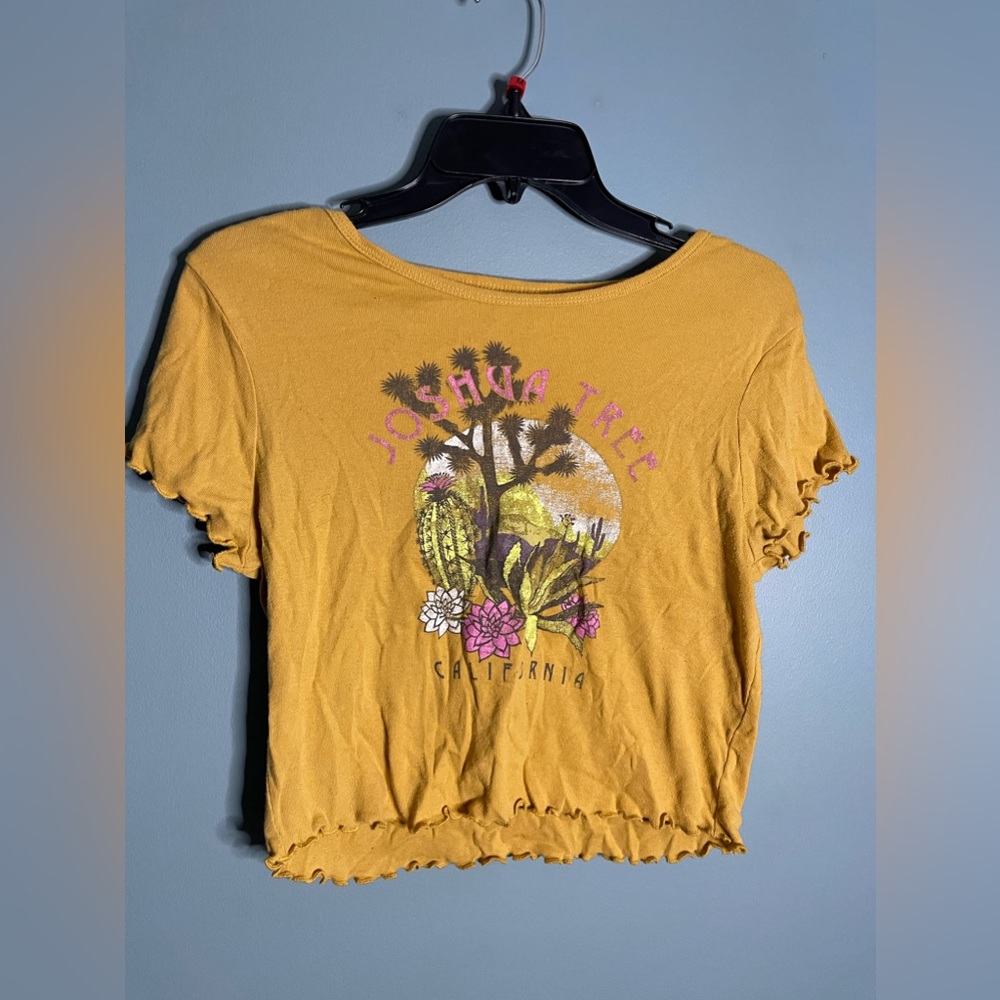 kids cropped T-shirt girls size large, brand Awake